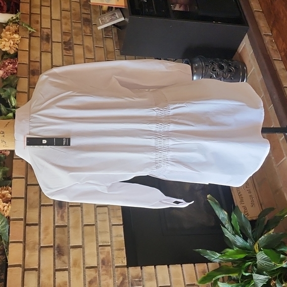 Macy's Brand NWT Unique Spectrum White V-Neck Spring Tunic Blouse - Picture 5 of 7